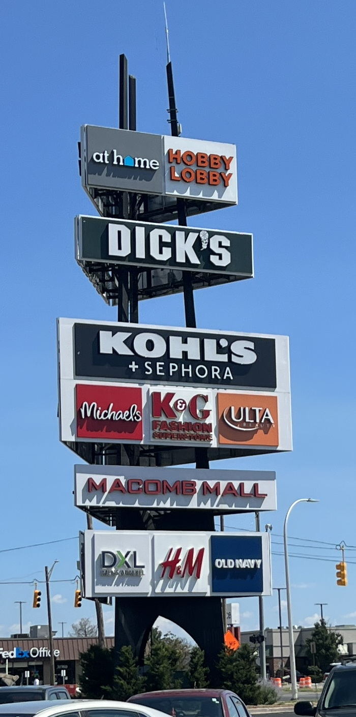 Macomb Mall - July 22 2022 (newer photo)